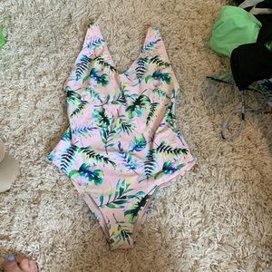 Forever 21 tropical beach patterned one piece bathing suit